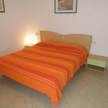 Bright Flat Near The - Beahost